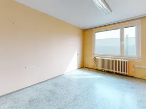 Pronájem kanceláře, Hradec Králové, Akademika Bedrny, 602 m2
