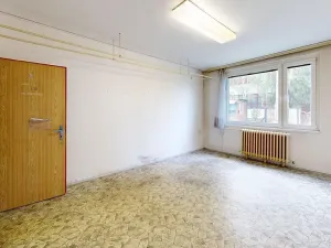 Pronájem kanceláře, Hradec Králové, Akademika Bedrny, 602 m2