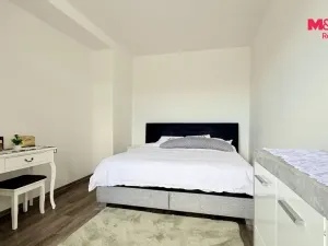 Prodej rodinného domu, Dolní Bojanovice, Zvolence, 380 m2