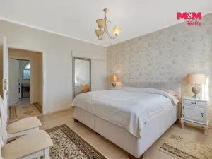 Prodej rodinného domu, Svárov, Ptická, 210 m2