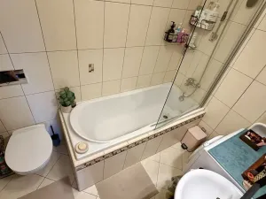 Pronájem bytu 2+kk, Praha - Vinohrady, Velehradská, 48 m2