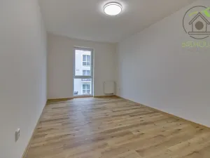 Pronájem bytu 2+kk, Jesenice, Cedrová, 69 m2