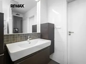 Pronájem bytu 2+kk, Praha - Jinonice, Laténská, 68 m2