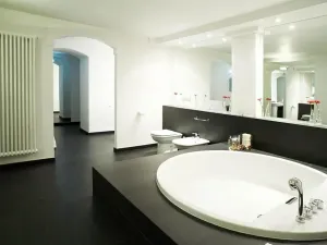 Pronájem bytu 4+1, Praha - Smíchov, Hořejší nábřeží, 134 m2