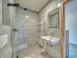 Pronájem bytu 1+kk, Velký Osek, Revoluční, 21 m2