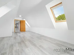 Pronájem bytu 4+kk, Liberec, Na Výšinách, 158 m2