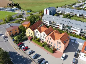 Pronájem bytu 3+kk, Praha - Cholupice, Podchýšská, 74 m2