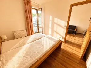 Pronájem bytu 2+kk, Praha - Karlín, Křižíkova, 52 m2