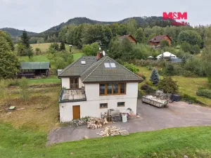 Prodej rodinného domu, Bernartice, 226 m2