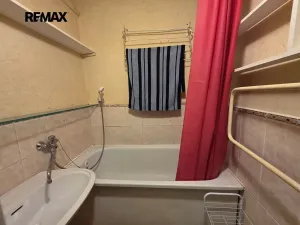 Pronájem bytu 3+1, Pardubice, Benešovo náměstí, 60 m2