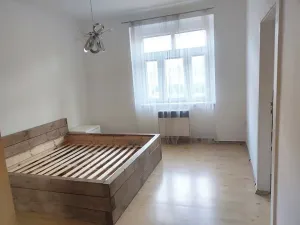 Pronájem bytu 2+1, Praha - Nusle, 5. května, 67 m2