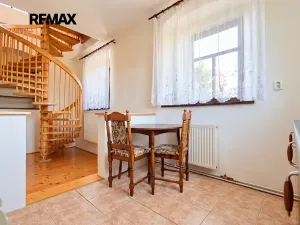 Prodej rodinného domu, Kájov, U Kostela, 200 m2