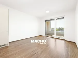 Pronájem bytu 1+kk, Praha - Michle, Krnkova, 33 m2