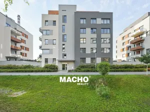 Pronájem bytu 1+kk, Praha - Michle, Krnkova, 33 m2