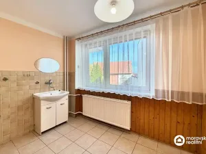 Prodej rodinného domu, Neslovice, Zahrádky, 192 m2