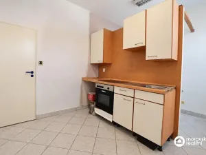 Pronájem rodinného domu, Ivančice, Jana Schwarze, 100 m2
