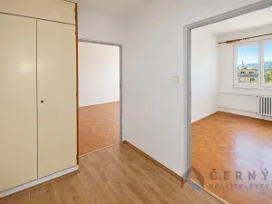 Prodej bytu 2+1, Liberec, Nad Školou, 60 m2
