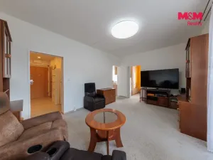 Prodej bytu 3+1, Karlovy Vary, Šumavská, 64 m2