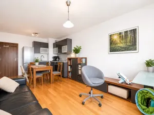 Prodej bytu 2+kk, Praha - Horní Měcholupy, Padovská, 52 m2