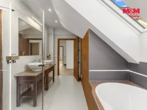 Prodej rodinného domu, Kladno - Švermov, Nad Oleškou, 152 m2