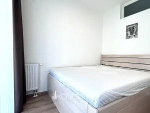 Pronájem bytu 1+kk, Brno, Spolková, 38 m2