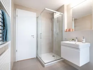 Pronájem bytu 1+kk, Praha - Prosek, Litoměřická, 32 m2