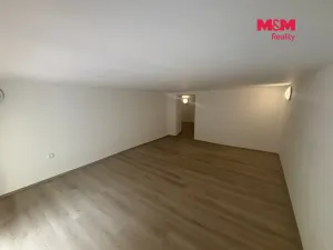 Pronájem bytu 2+kk, Králův Dvůr - Karlova Huť, Tovární, 44 m2