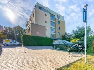 Pronájem bytu 3+kk, Praha - Střížkov, Jitravská, 97 m2