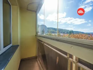 Pronájem bytu 2+1, Karlovy Vary, Krymská, 52 m2