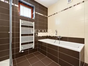 Pronájem rodinného domu, Roztoky, Zvoncová, 163 m2