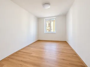Pronájem bytu 2+1, Aš, Hlavní, 58 m2