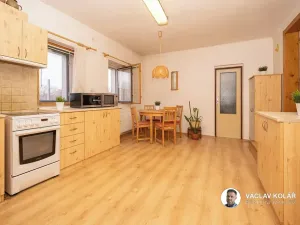 Prodej rodinného domu, Stěžery, Lipová, 196 m2