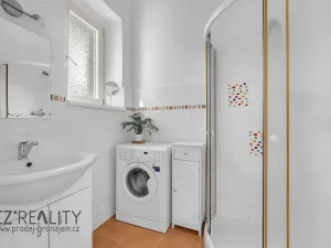 Prodej bytu 2+kk, Praha - Nusle, U Pernštejnských, 45 m2