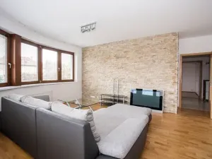 Pronájem bytu 3+kk, Praha, Pražská, 82 m2