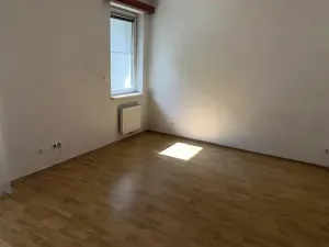 Pronájem bytu 2+kk, Praha, Meteorologická, 57 m2