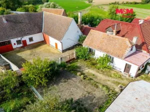 Prodej rodinného domu, Hostim, 130 m2