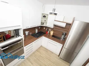 Prodej bytu 1+kk, Kvasiny, 50 m2
