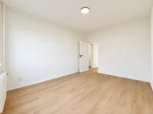 Prodej bytu 3+kk, Praha - Malešice, Káranská, 54 m2