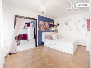 Prodej bytu 1+1, Vsetín, 33 m2
