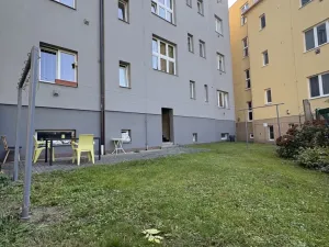 Pronájem bytu 1+kk, Plzeň - Doubravka, Masarykova, 35 m2