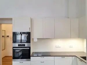 Pronájem bytu 3+kk, Praha - Smíchov, Plzeňská, 60 m2