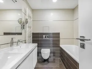 Prodej bytu 4+kk, Praha - Holešovice, V háji, 106 m2