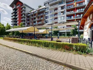 Dražba restaurace, Praha - Holešovice, Jankovcova, 1096 m2