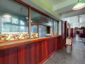 Dražba restaurace, Praha - Holešovice, Jankovcova, 1096 m2