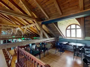 Dražba restaurace, Praha - Holešovice, Jankovcova, 1096 m2