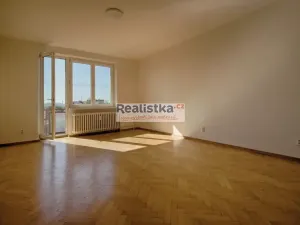 Pronájem bytu 3+1, Plzeň, Pod Záhorskem, 77 m2