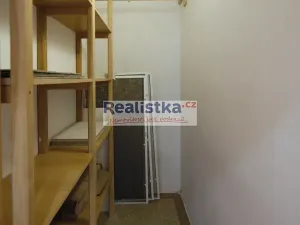 Pronájem bytu 3+1, Plzeň, Pod Záhorskem, 77 m2