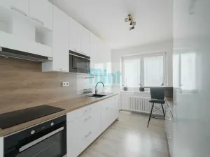 Prodej bytu 3+1, Ostrava, Srbská, 76 m2