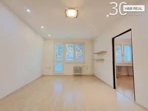 Pronájem bytu 2+1, Vsetín, Jasenická, 52 m2