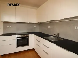 Prodej bytu 4+kk, Jeneč, Lidická, 102 m2
